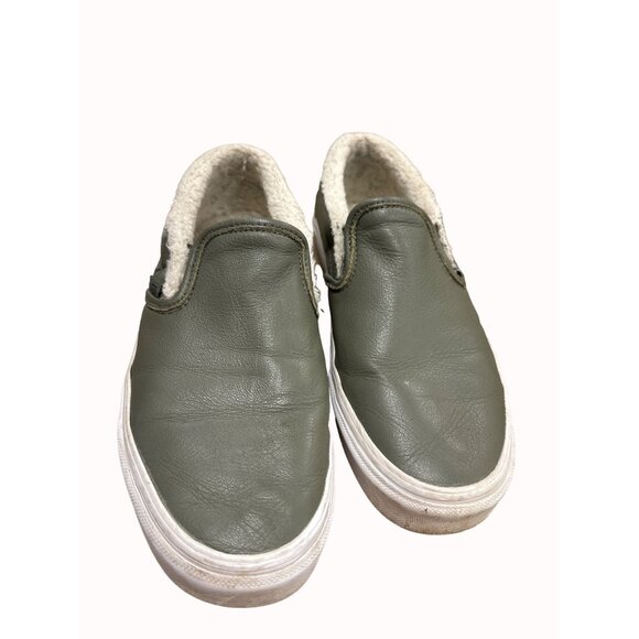 Vans men’s 7.5 or womens 9 green leather fur lined low top shoes slipSKU 6269